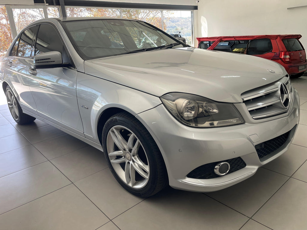 2012 Mercedes Benz C200