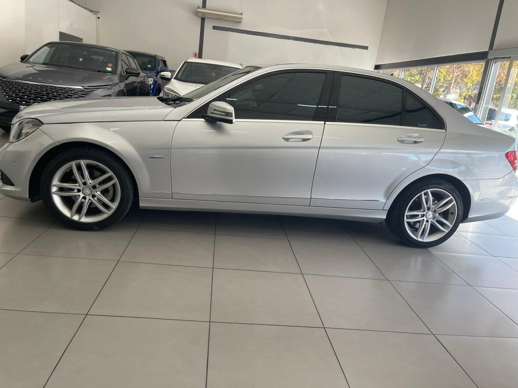 2012 Mercedes Benz C200