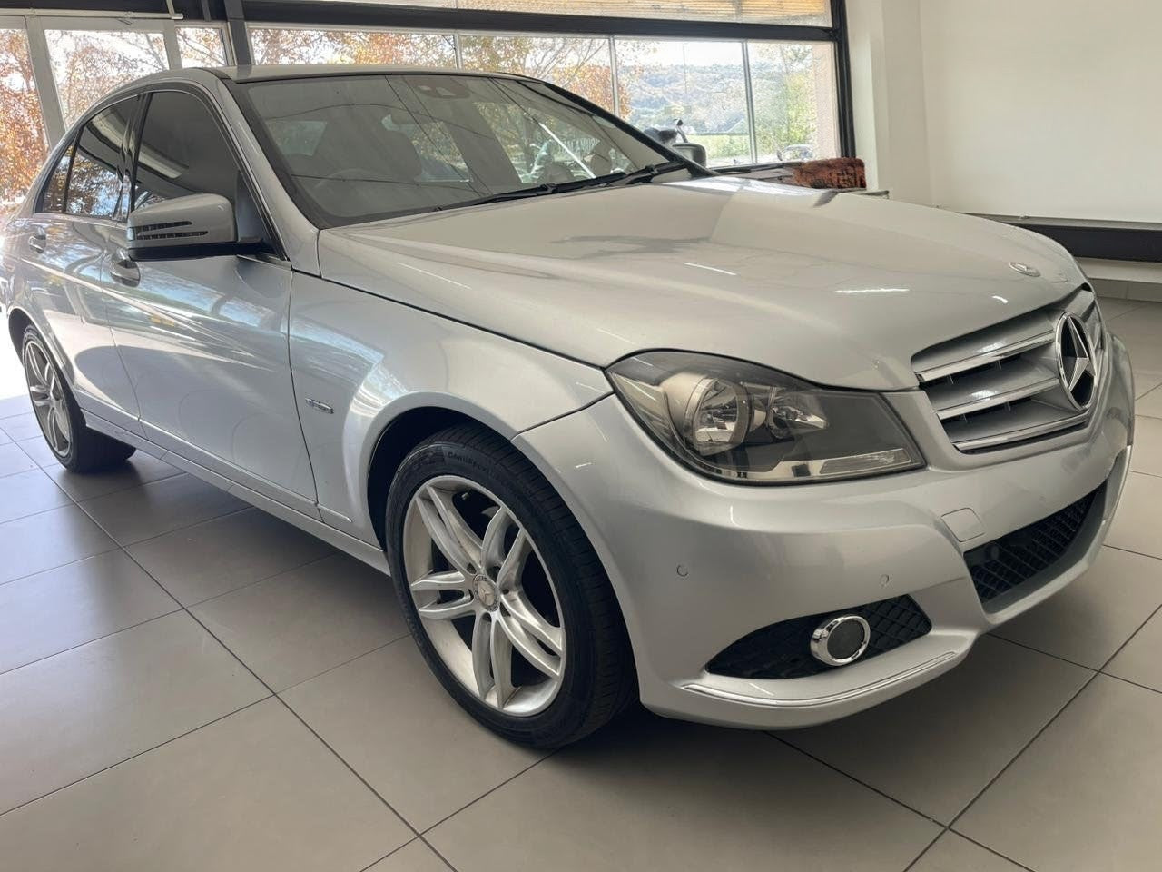 2012 Mercedes Benz C200