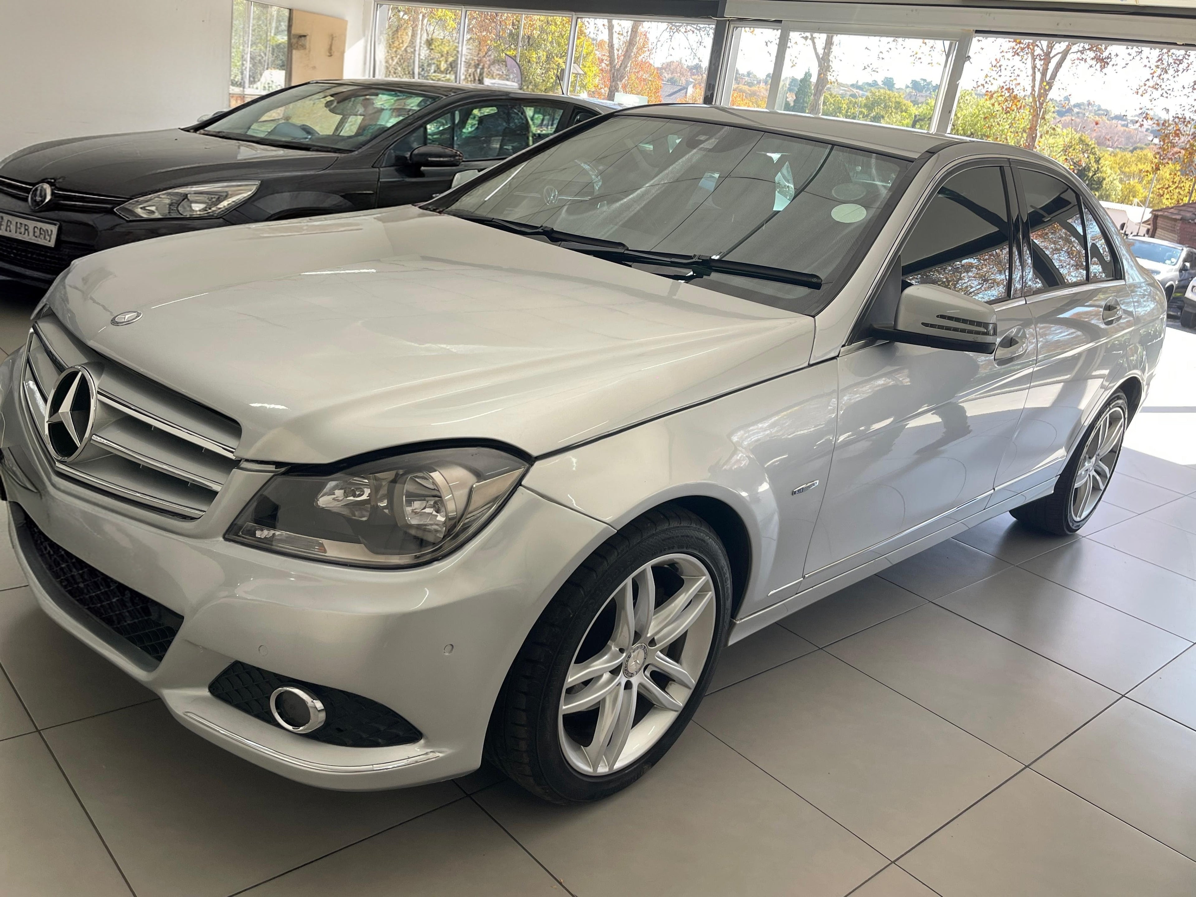 2012 Mercedes Benz C200