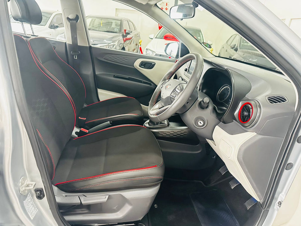 2024 Hyundai Grand i10 Sedan with 7000km