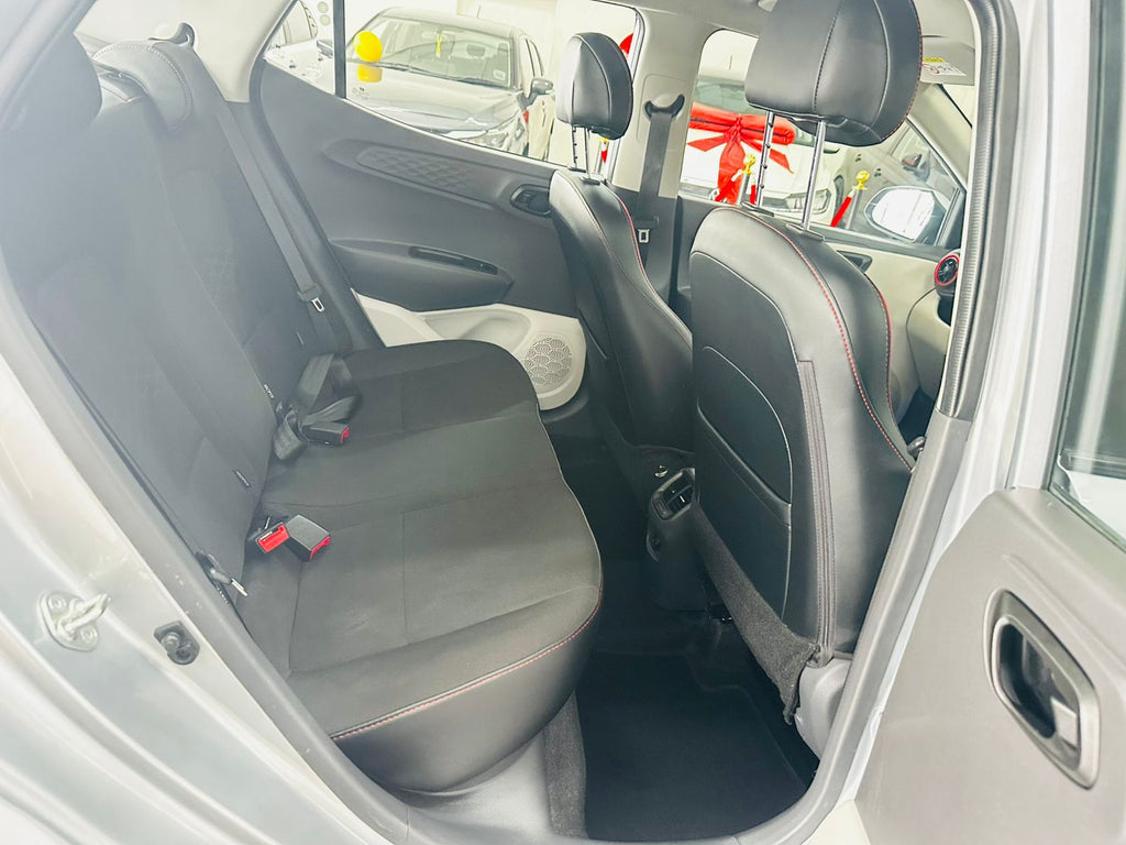 2024 Hyundai Grand i10 Sedan with 7000km