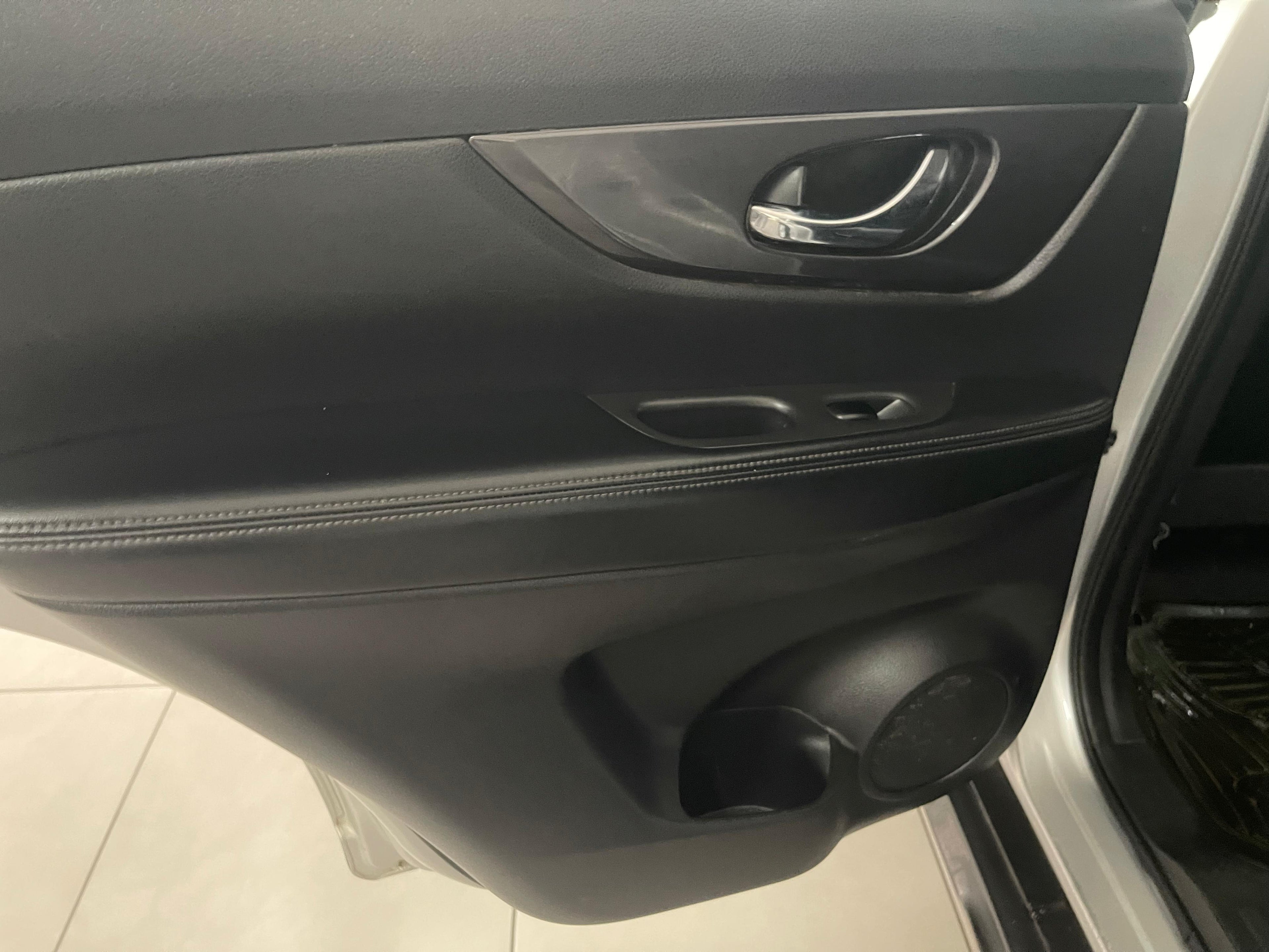 2020 Nissan Xtrail 2.5 4x4 with 142000km