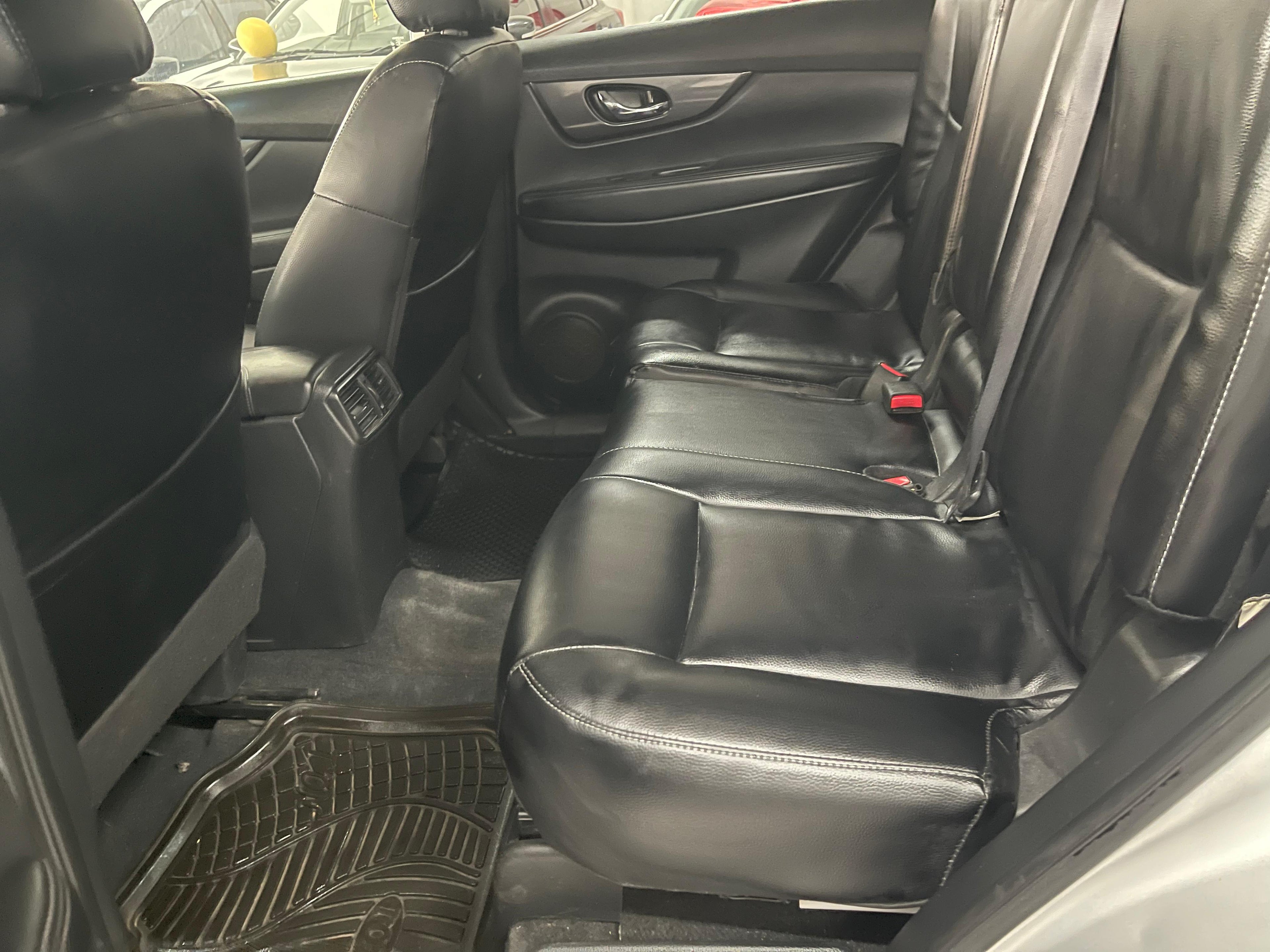 2020 Nissan Xtrail 2.5 4x4 with 142000km
