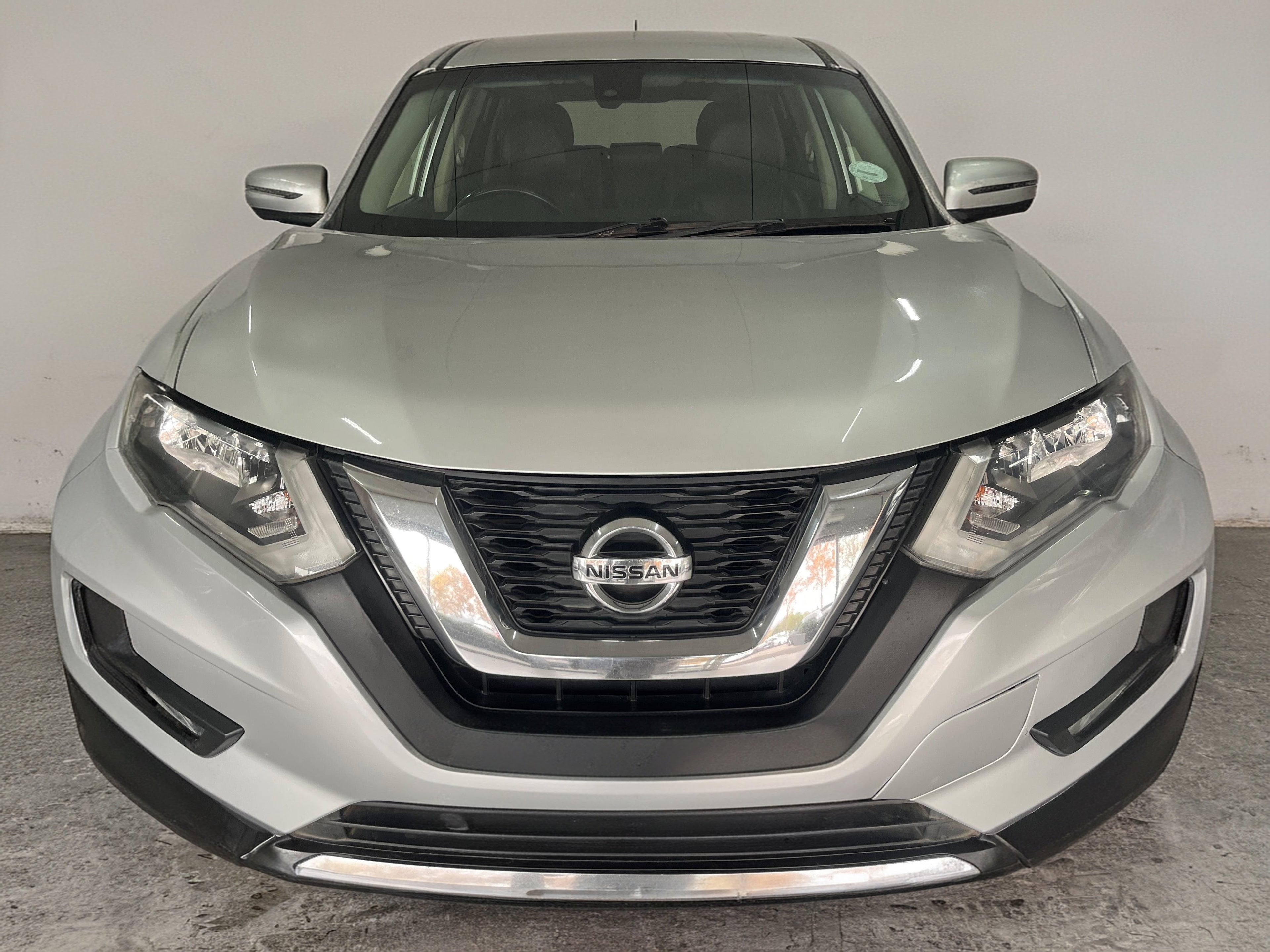2020 Nissan Xtrail 2.5 4x4 with 142000km