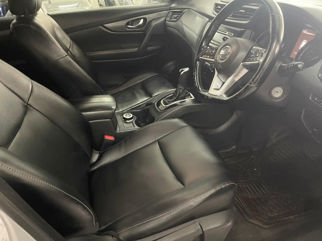 2020 Nissan Xtrail 2.5 4x4 with 142000km