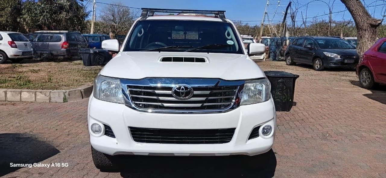 2015 Toyota Hilux Double cab 4x4