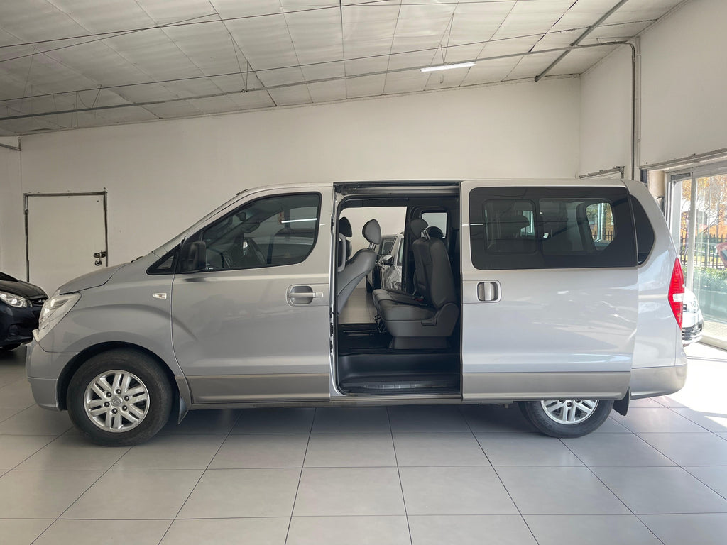 2016 Hyundai H1 2.5 crdi Auto with 153000km