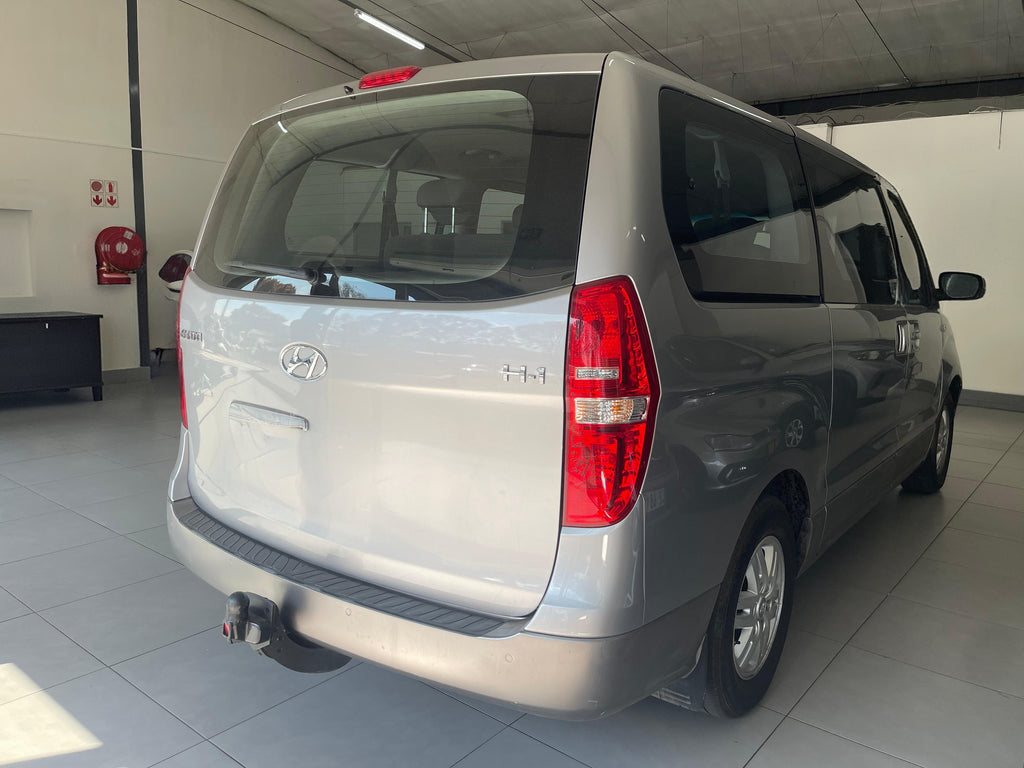 2016 Hyundai H1 2.5 crdi Auto with 153000km