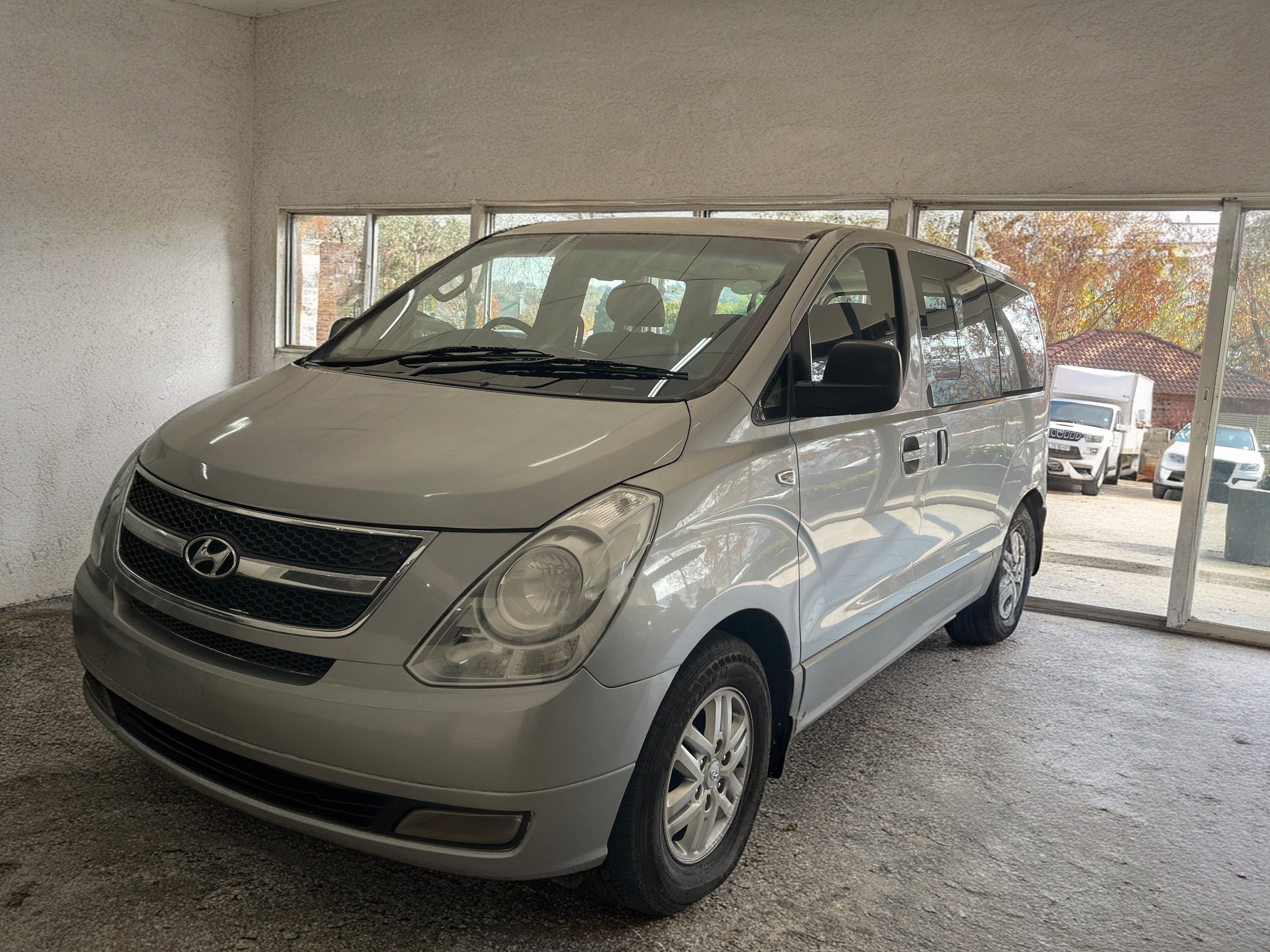 2016 Hyundai H1 2.5 crdi Auto with 153000km