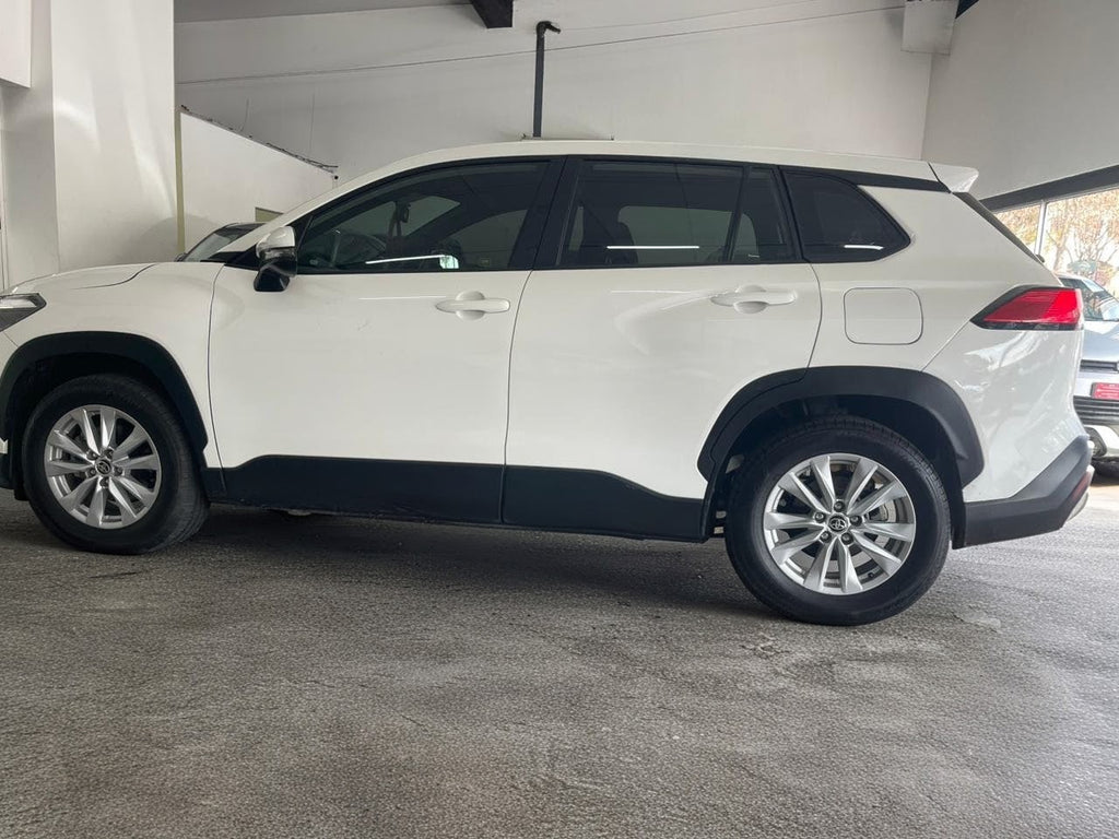 2018 Toyota corolla cross 1.8 Auto with 19000km