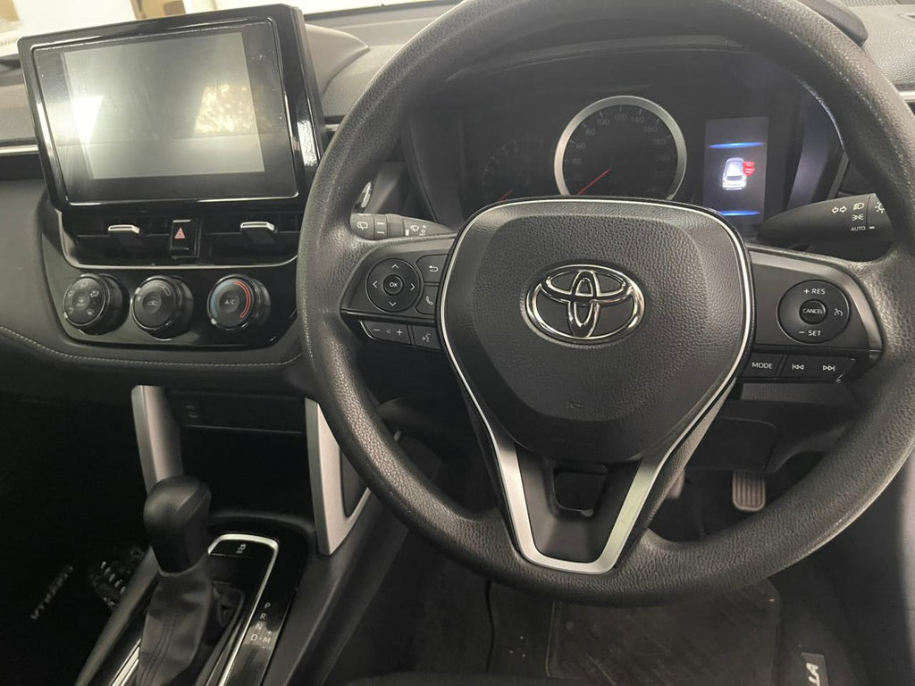 2018 Toyota corolla cross 1.8 Auto with 19000km