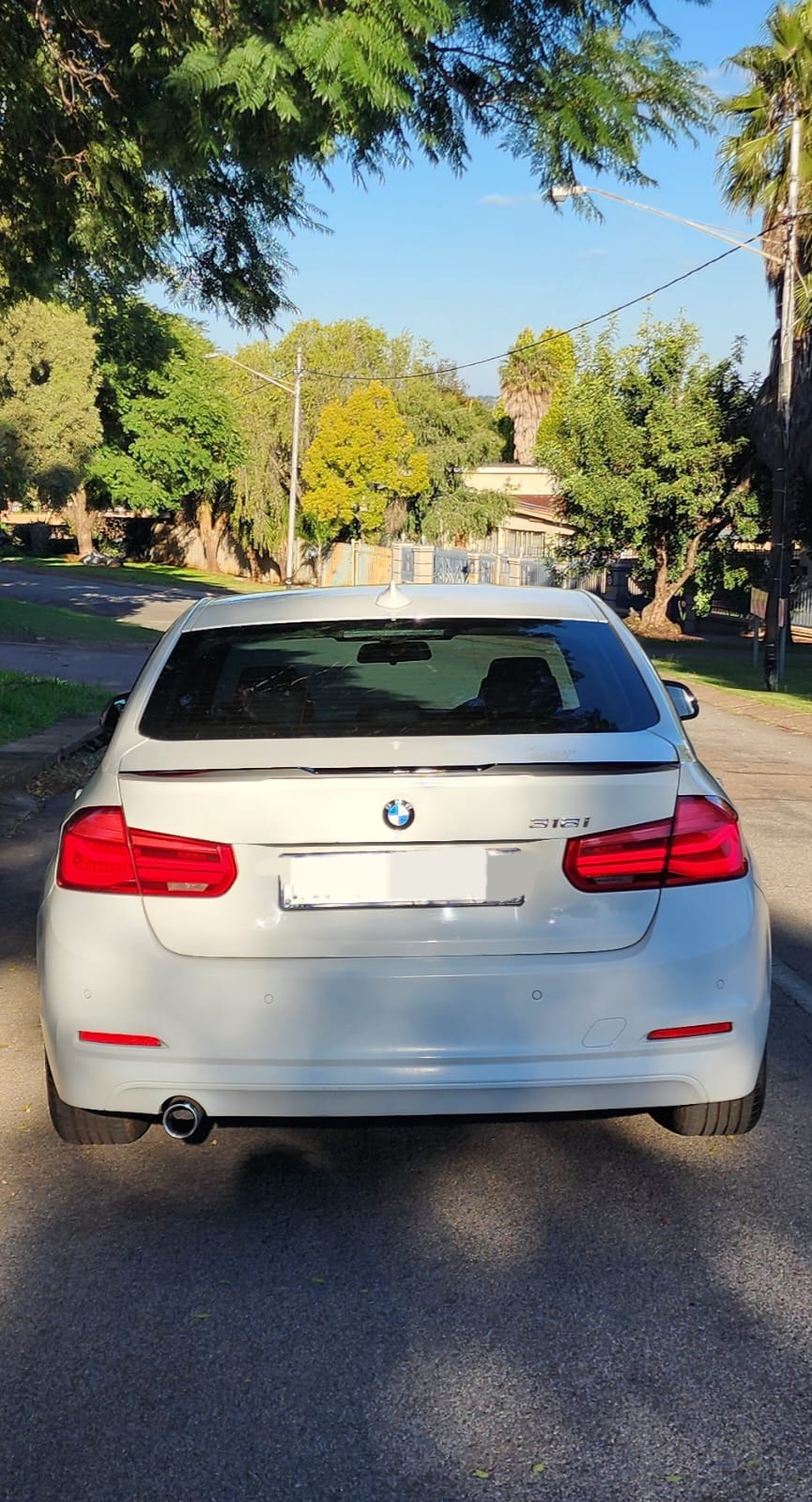 2016 BMW 318i Auto with 249999km